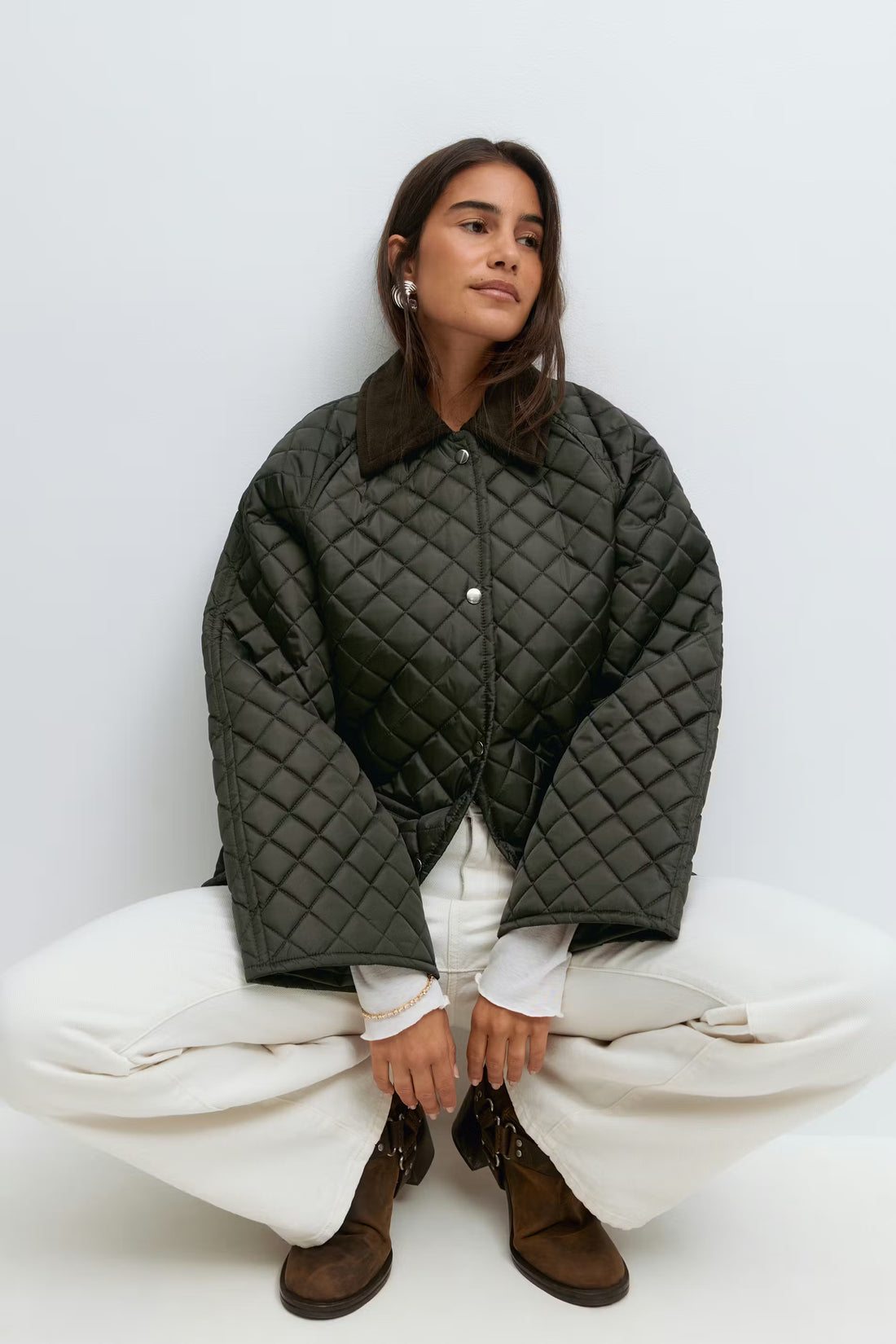 Corduroy collar quilted jacket