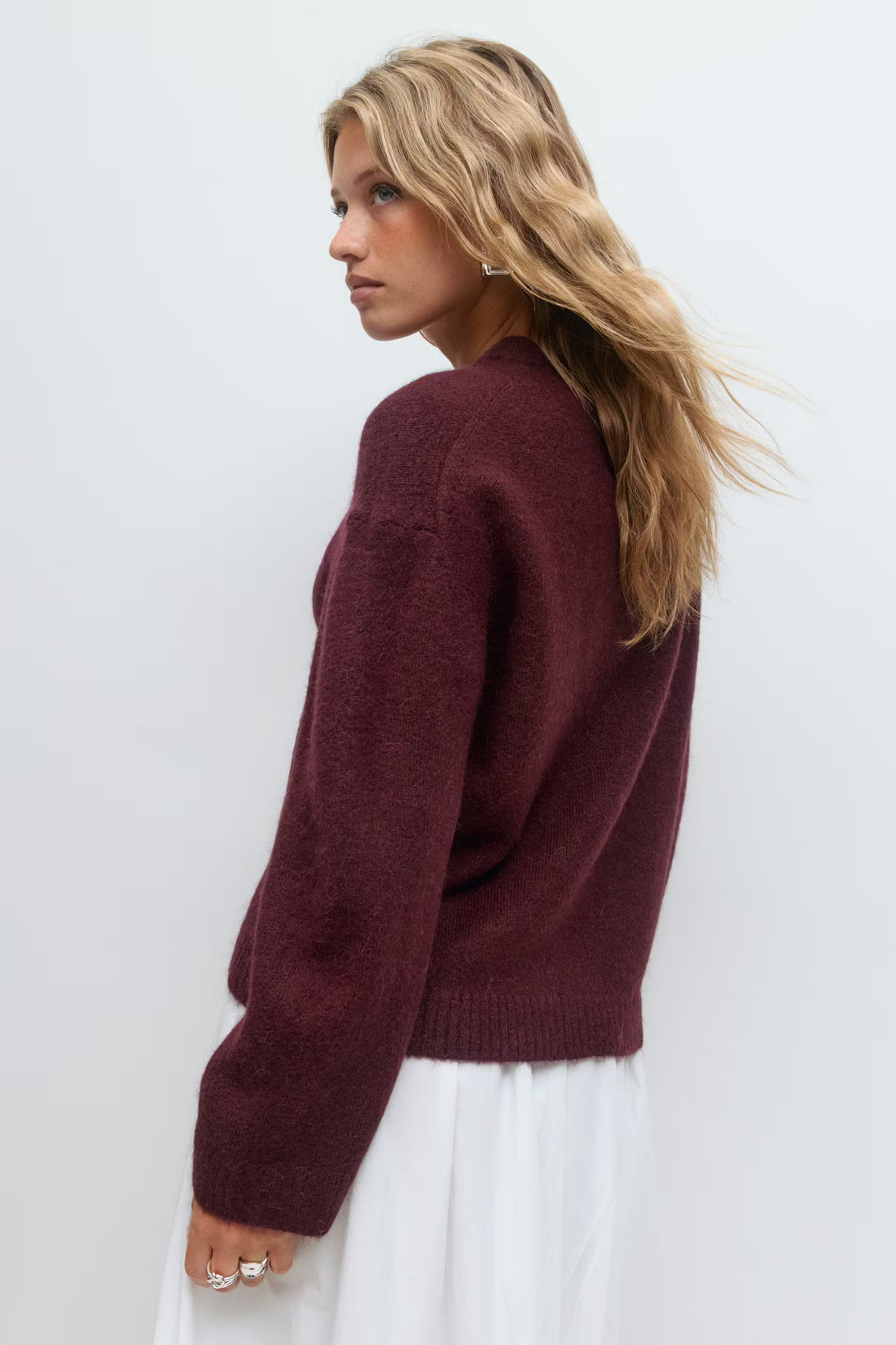 Crew neck knitted sweater