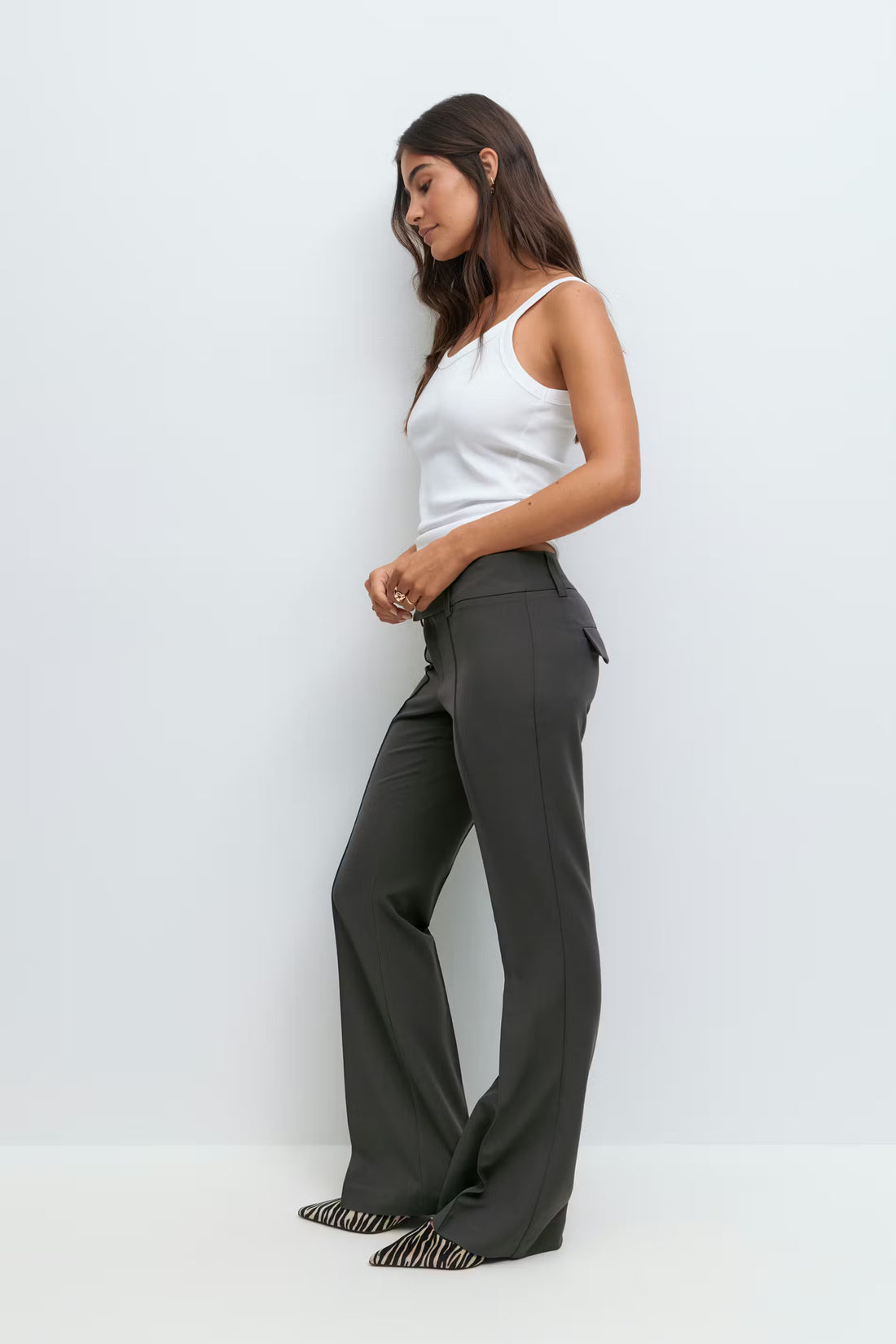 Low waist bootcut trousers