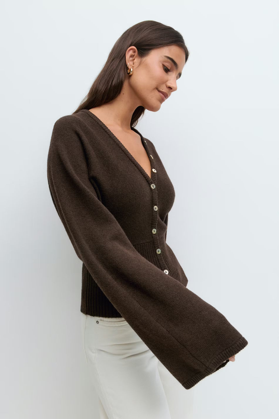 Fitted waist knitted cardigan