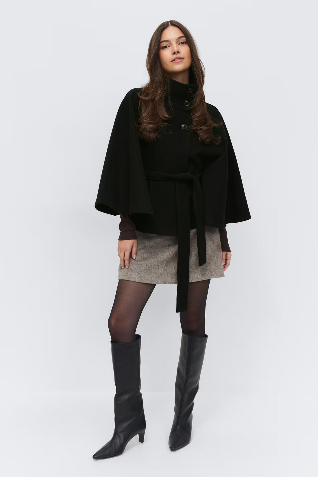 Belt cape jacket