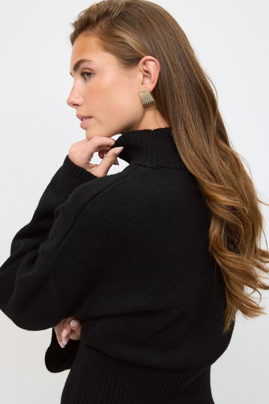 Funnel neck knitted sweater